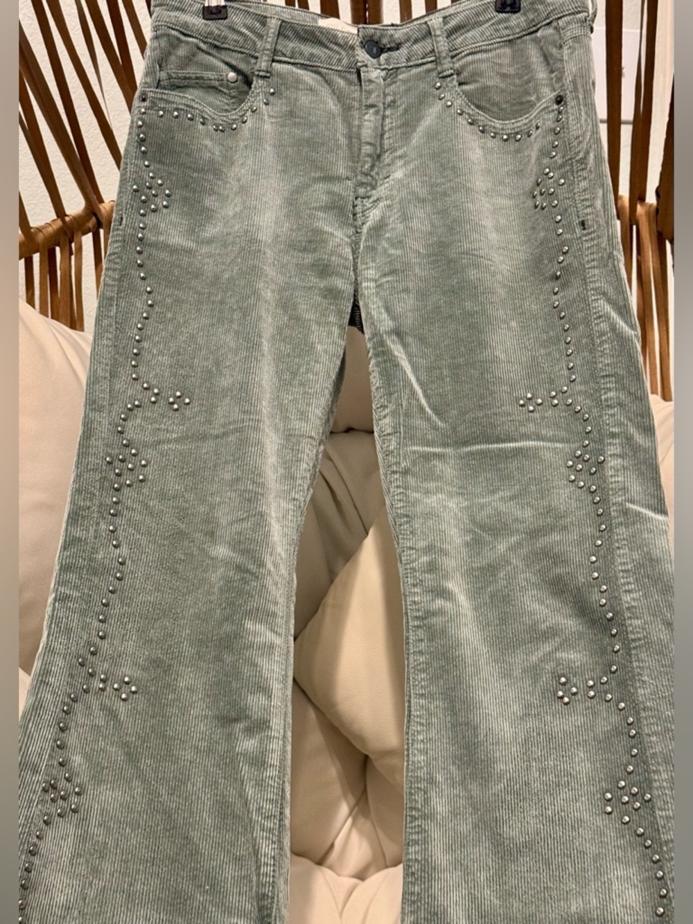 RARE ✨Anthro x Pilcro Essential Flare Mid-Rise Studded Corduroy Jeans ✨ NWOT 28 - Picture 8 of 15